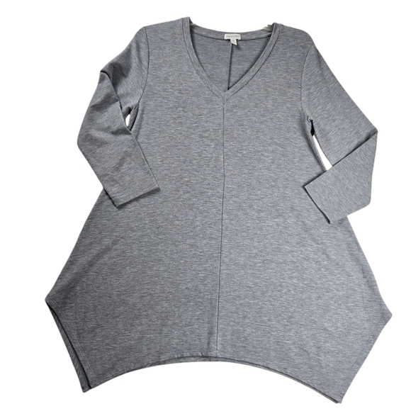 Garnet Hill Small Gray TENCEL Lyocell V-Neck 3/4 Sleeve Handkerchief Tunic Top - Picture 5 of 14
